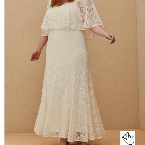 Gorgeous Torrid Ivory Capelet Dress Wedding - Picture 1 of 4